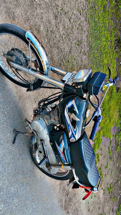 Honda 125 like a brand new