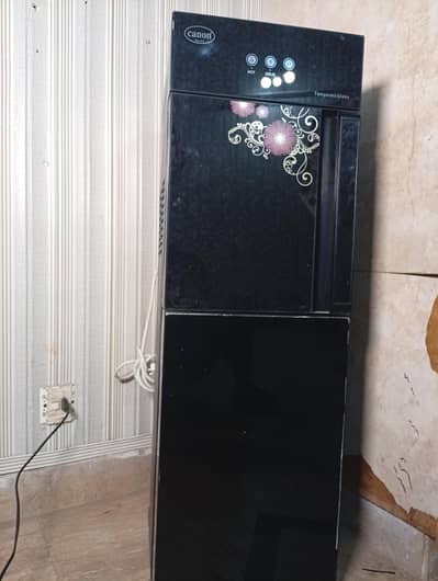 Canon water dispenser,  With Refrigerator,  Condensation 10 by 10