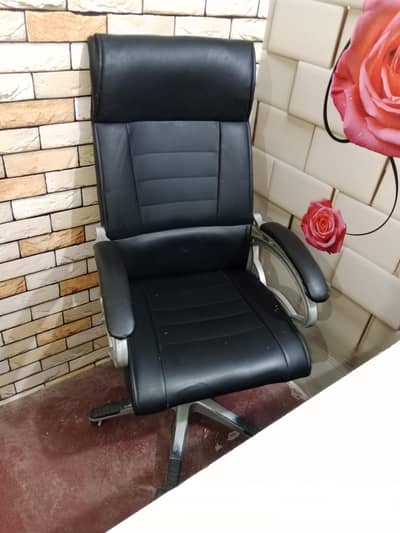 imported Chair 03241178260