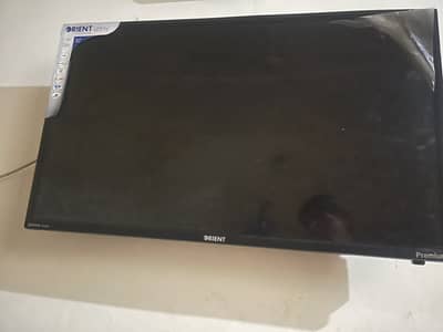 Used for a month, box all the accessories available