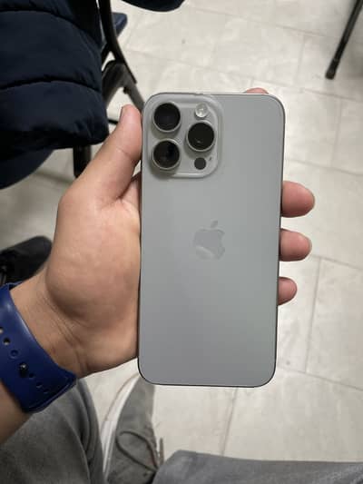 Factory unlock box Sath 91 health 256gb 10by9 03091402319 call ok phon