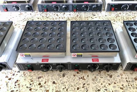 Mini Pancake Maker Machine UFO Sealed Burger Belgian Waffle