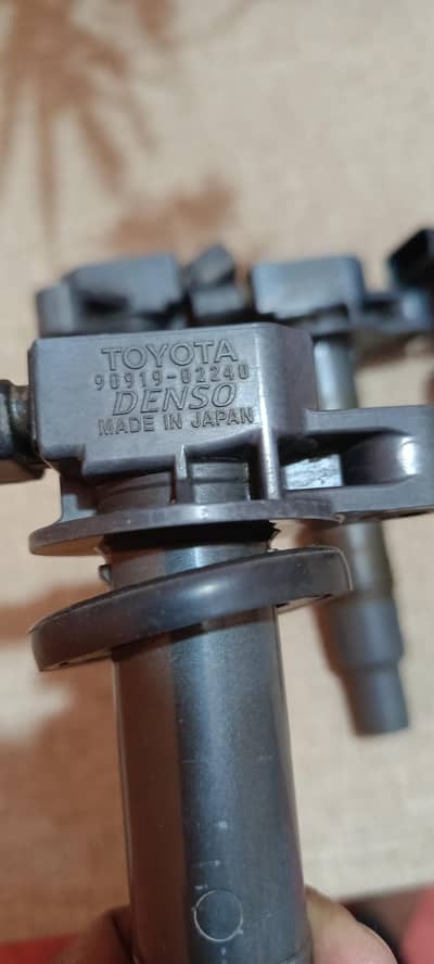 toyota carolla original  ignation coil.