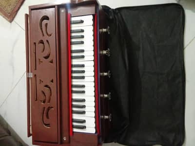 Harmonium Kharaj