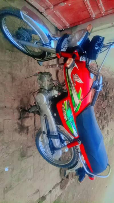 Honda. 70.2022 madal fresh he. 0306687688