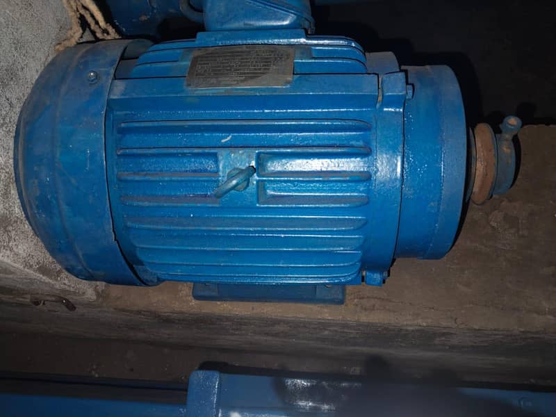 Bucket conveyor machine 2