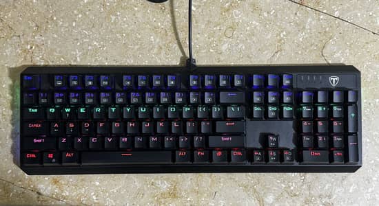 T Dagger pavones Mechanical keyboard