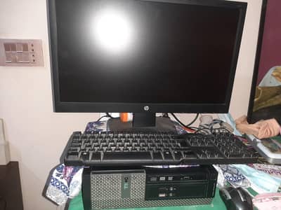 dell 3020 . . 4gb+500 gb+ 22 inch lcd new hp