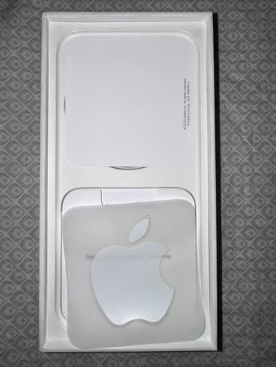 15 Pro Max White Titanium  jv