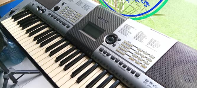 YAMAHA PSR 403