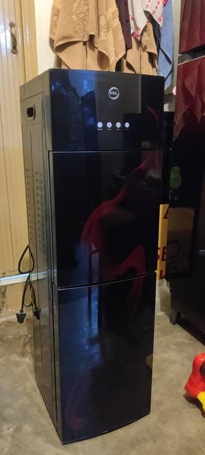 Pel Water Dispenser