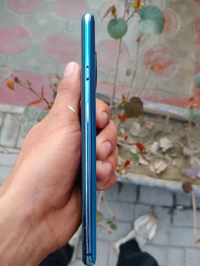 OnePlus 7T (8GB / 256GB) For Sale