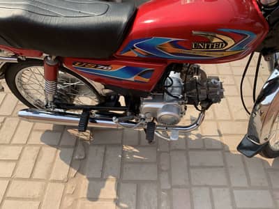 United US 70 model 2025/26 only 8120 kilometres used all documents av