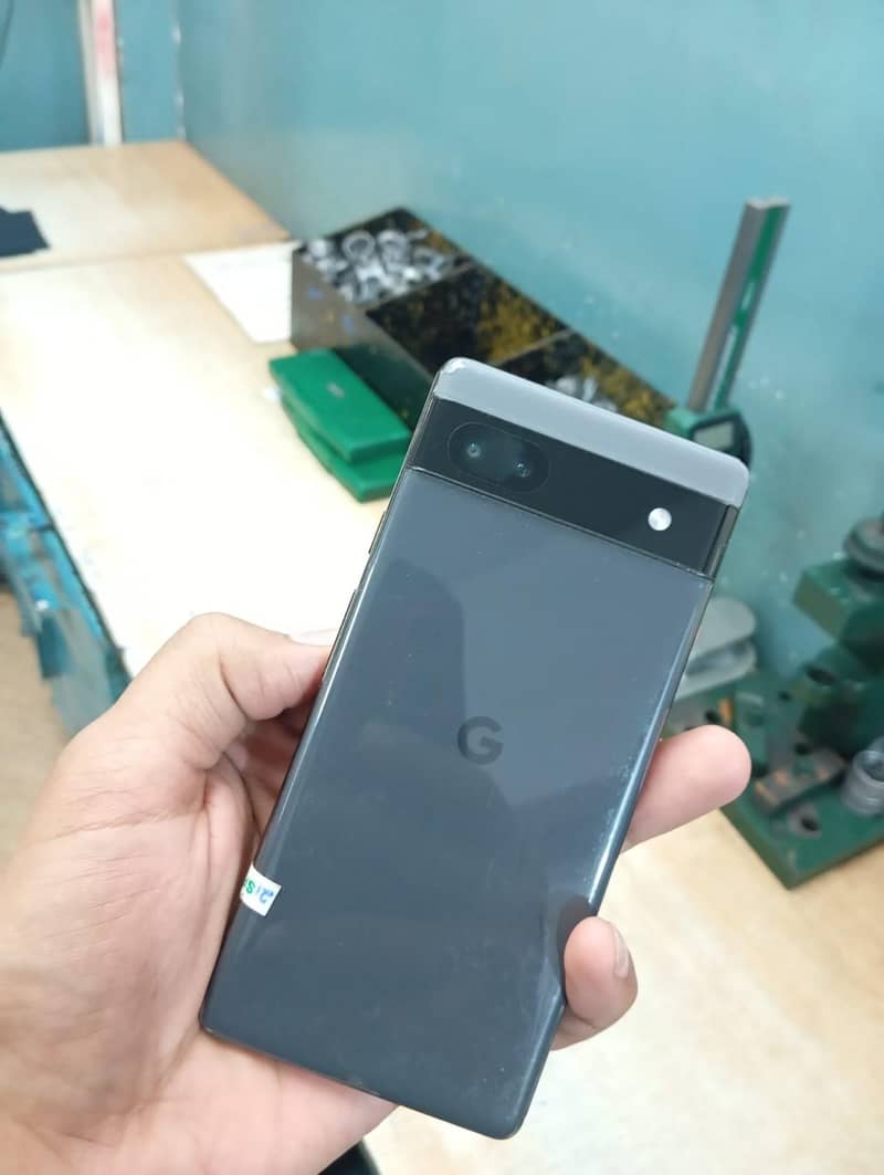 Google Pixel 6A 4