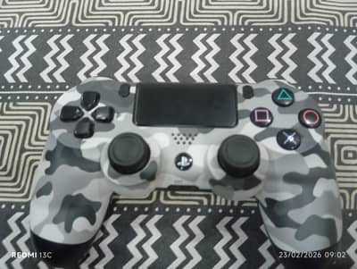 Playstation 4 Original PS4 Controller 10/10 condition