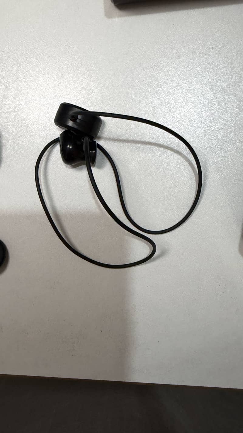 Complete Compact Wireless Microphone System 3