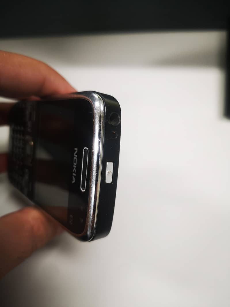 Nokia E72 antique 3