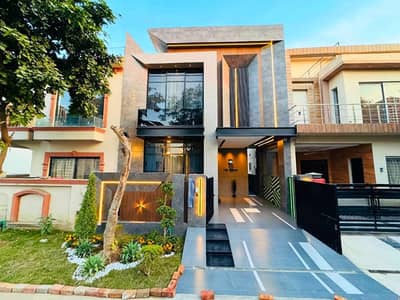 Good Offer Overseas Client 5 Marla Solid Near To Park House For Sale Rental Value 130000