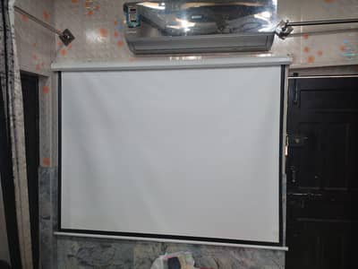 Projector screen 6×6 Adjustable