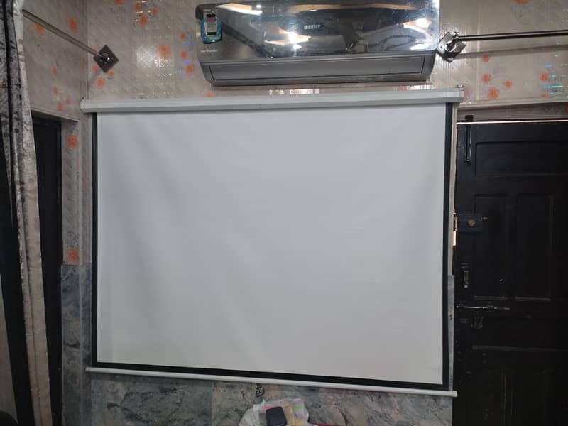 Projector screen 6×6 Adjustable 0
