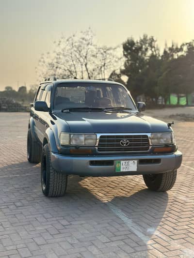TOYOTA LAND CRUISER 1994 – ORIGINAL & POWERFUL SUV