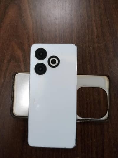 Infinix Smart 8 4+4/64 condition 10/10 with box