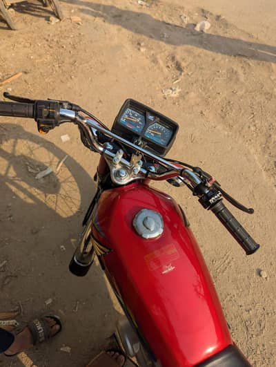 Honda 125 CG 2016 model WhatsApp number  0322=6337=538