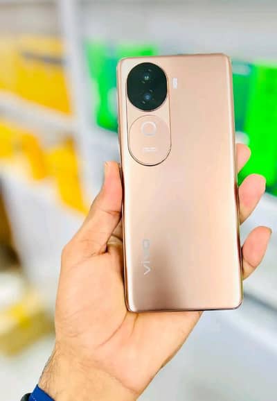 vivo v40e 5G 12/256gb PTA approved for sale