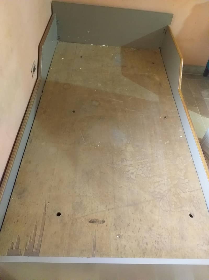 Single Bed 1