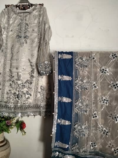 Excellent condition dress for sale