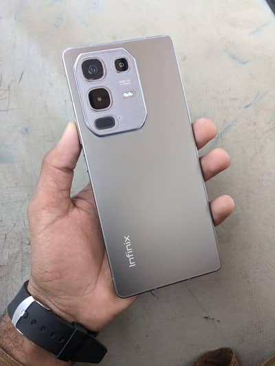 Ifinix Note 50 / condition 10/10 storage 8/256gb 6 month warenty