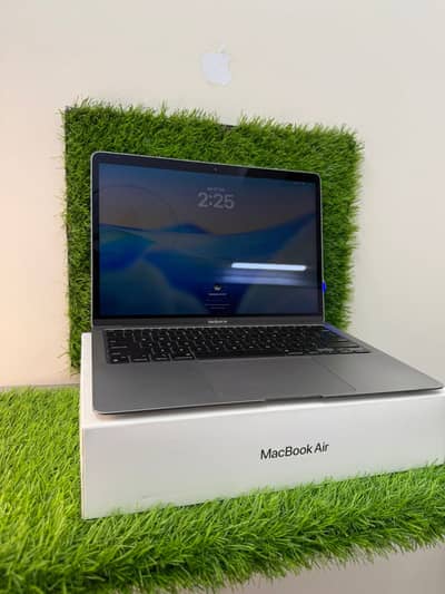 MacBook m1 air 2020 13 inch with box