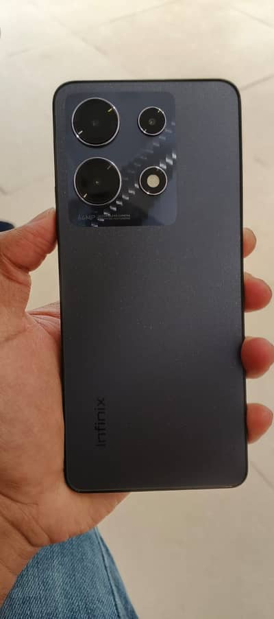 Infinix note 40 256GB ROM , 8+8 GB RAM , Complete Box ,Orignal charger