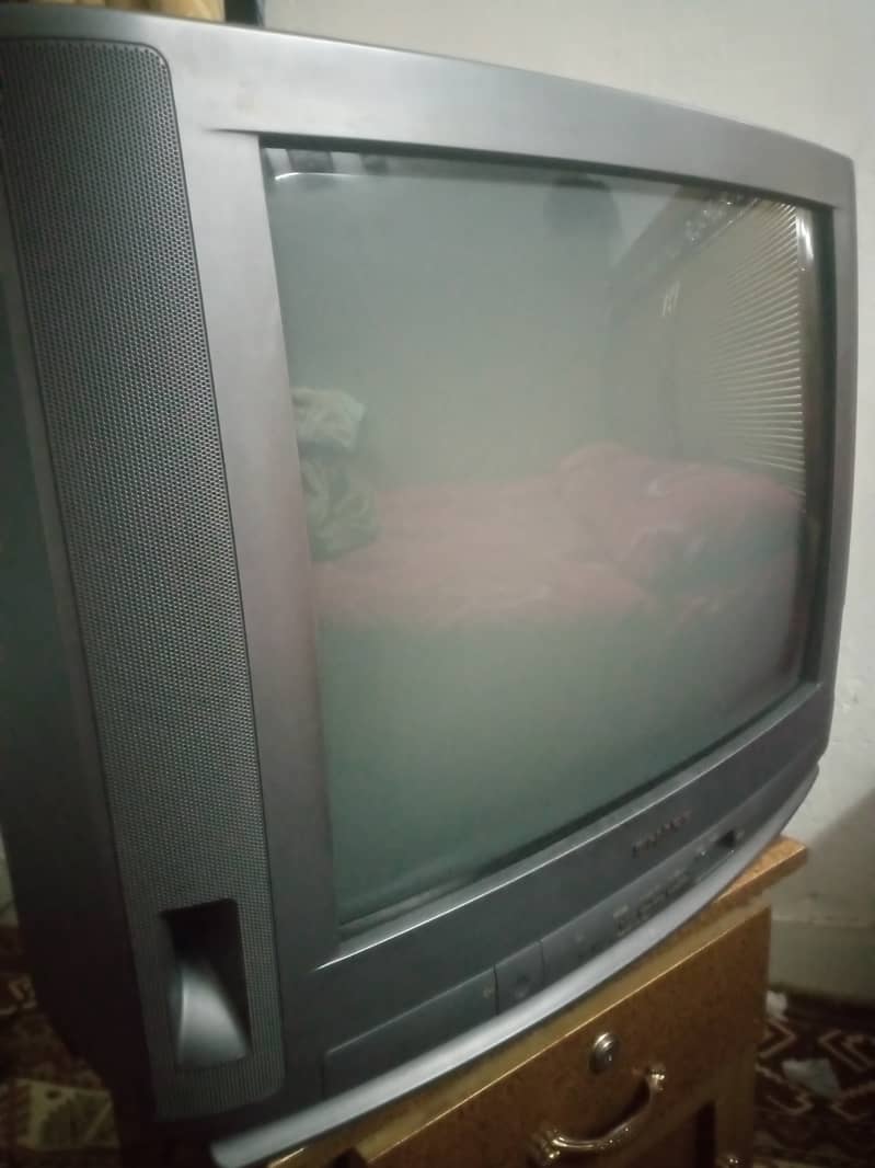 Sharp tv 21 inch 1