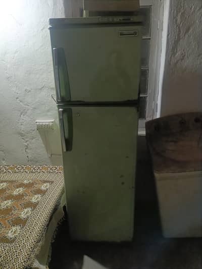 Fridge for sale - Not Working