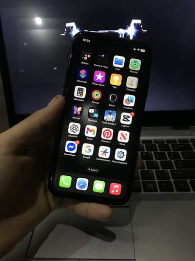 Apple iPhone XR URGENT SELL