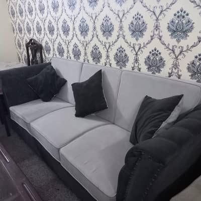 5 seater sofa with coushion