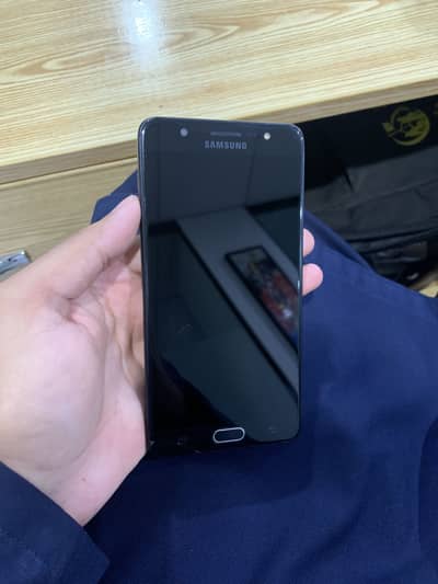 Samsung J7 Max