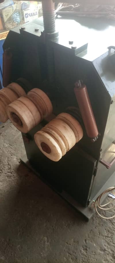 Aluminum Bending Machine | Round Shape Roller | Industrial Use