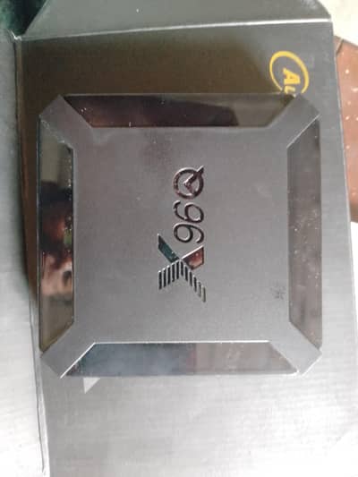 NEW ANDROID BOX  CHEAK WARRNTY