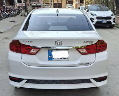 Honda City Aspire 1.5 CVT AUTOMATIC 2022 Full Option