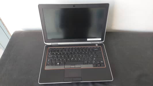 Dell Latitude E6320 8GB RAM 112GB Storage