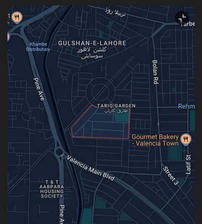 1 Kanal plot Facing Park Tariq Garden