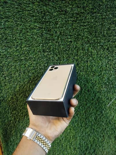 iPhone 11 pro 256 GB factory unlock