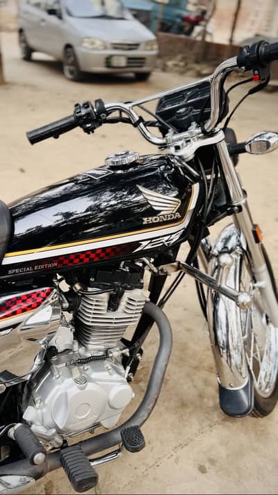 Honda 125s Black 2025