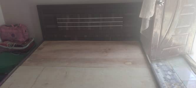 king size bed with mattress