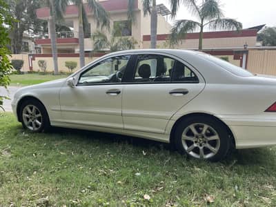 Mercedes Benz W203