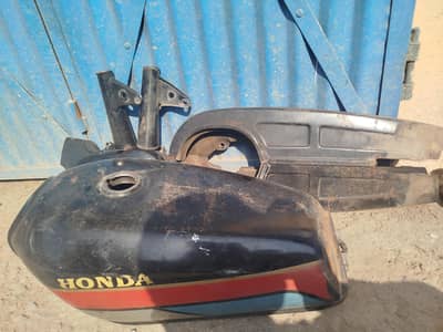 125 bike saman Tanki chain cover magnet cover front kaan price 2300