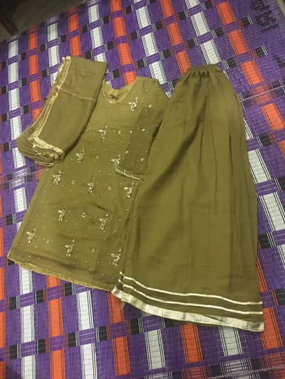 Beautiful garara shirt for sale Excellent condition.