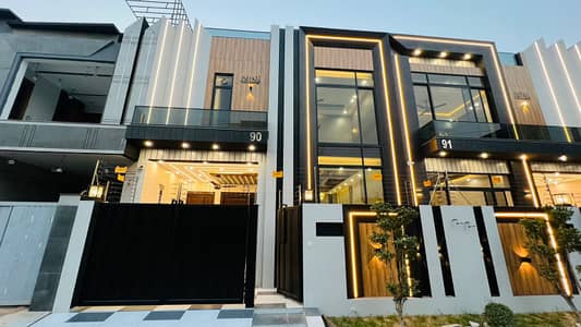 With Sui Gas Installed 5 Marla Designer House For Sale In A1 Block Central Park Lahore